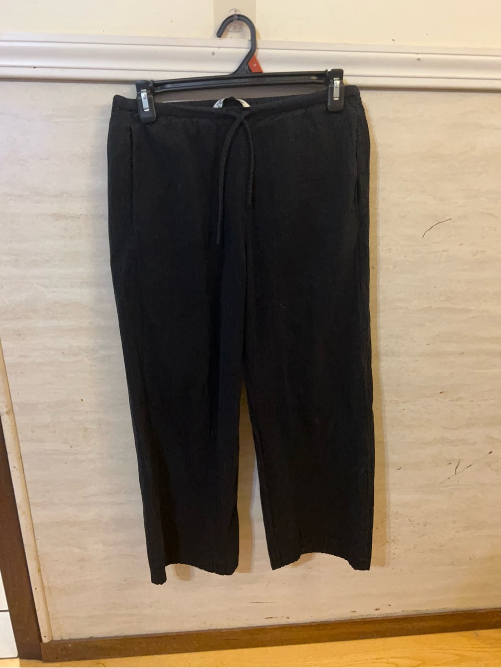 Zara black drawstring casual pants.